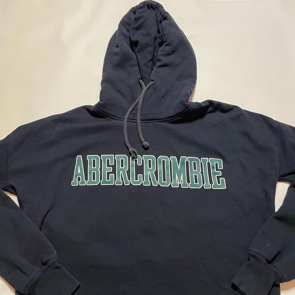 Abercrombie & Fitch Black cropped Hoodie with raw hem